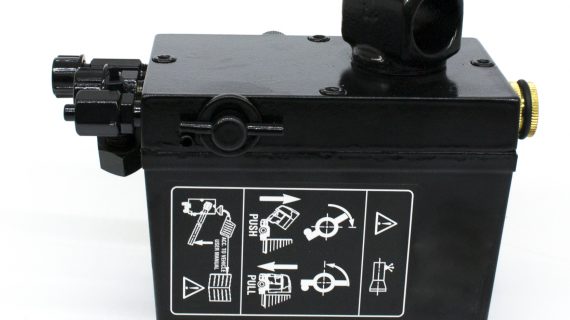 1549740 CABINE TILT PUMP