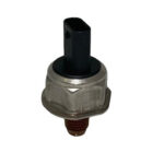 7423488939 COMMON RAIL SENSOR RENAULT TRUCKS, FUEL PRESSURE SENSOR RENAULT ENGINE PARTS T RANGE T SERIES